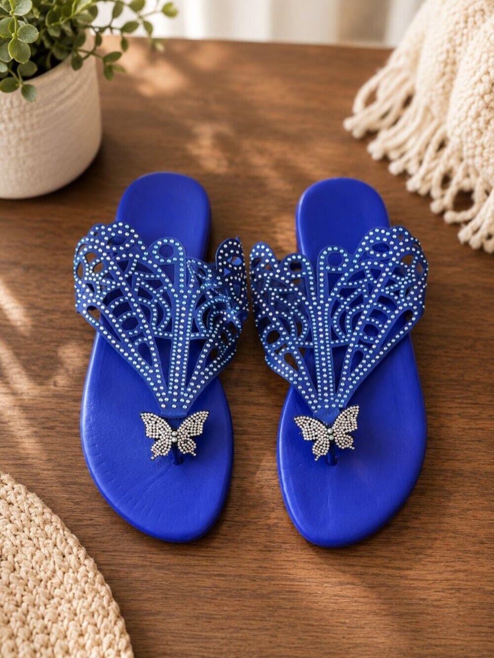 Womens Size 42 / US 10 Blue Rhinestone Butterfly Sandals Slip On Flats